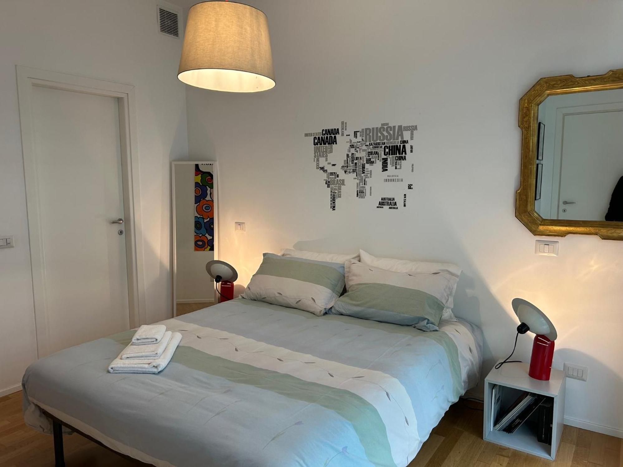 Apartamento 57 Via Carlo Farini Milán Exterior foto